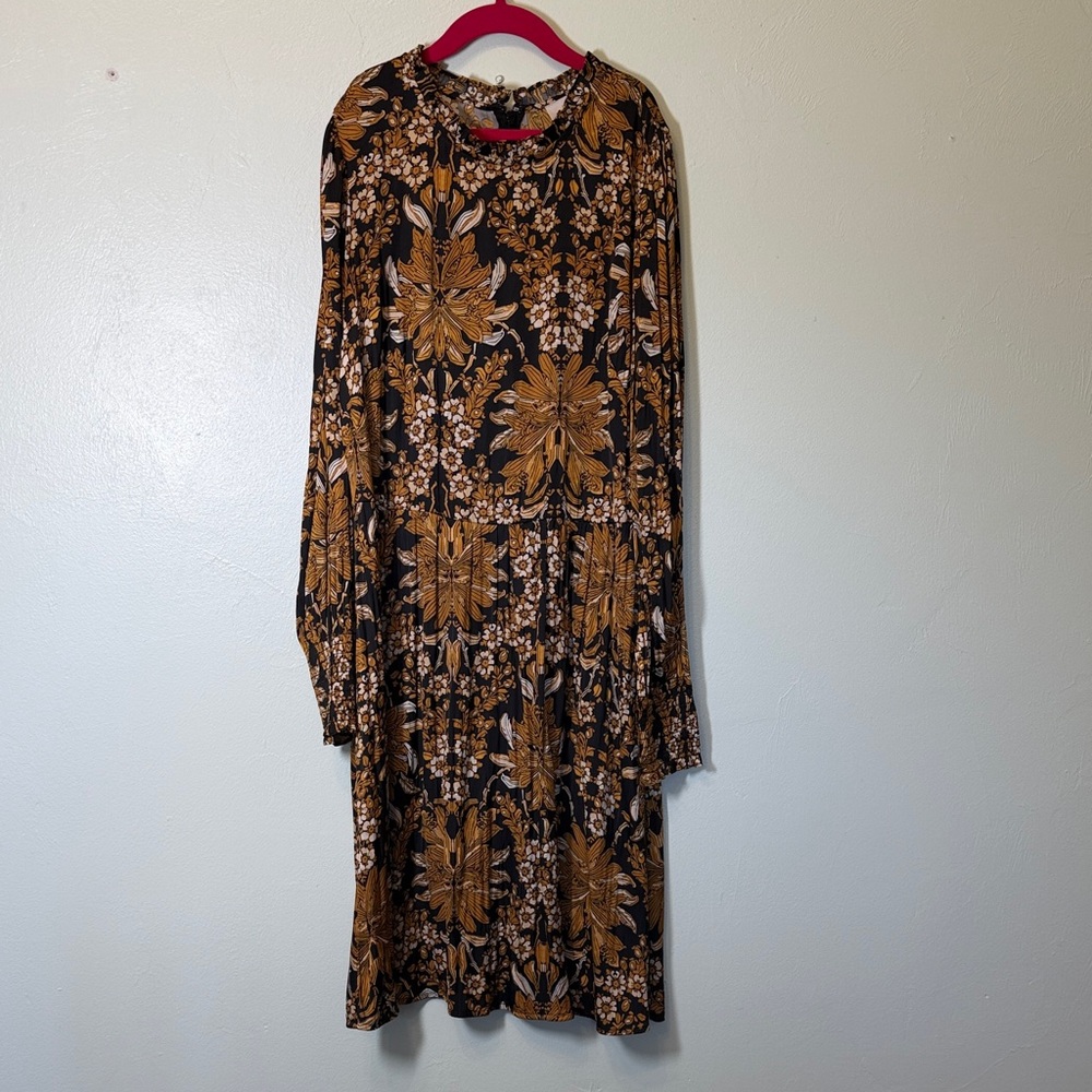 LOFT Black and Gold Floral Long Sleeve Dress